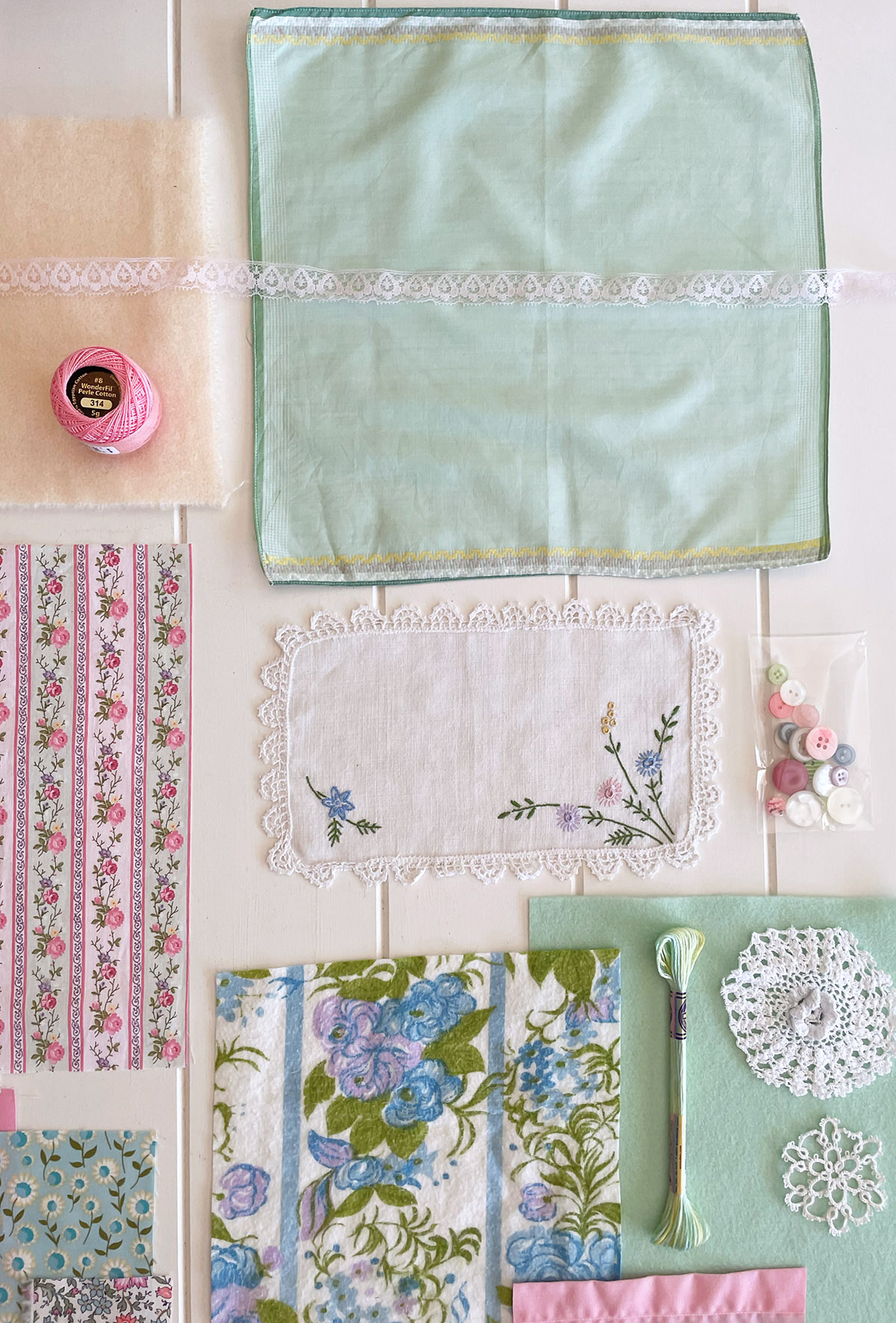 The Maker's Stash - English Paper PiecingNeedle Book Slow Stitch Pack 7 ...